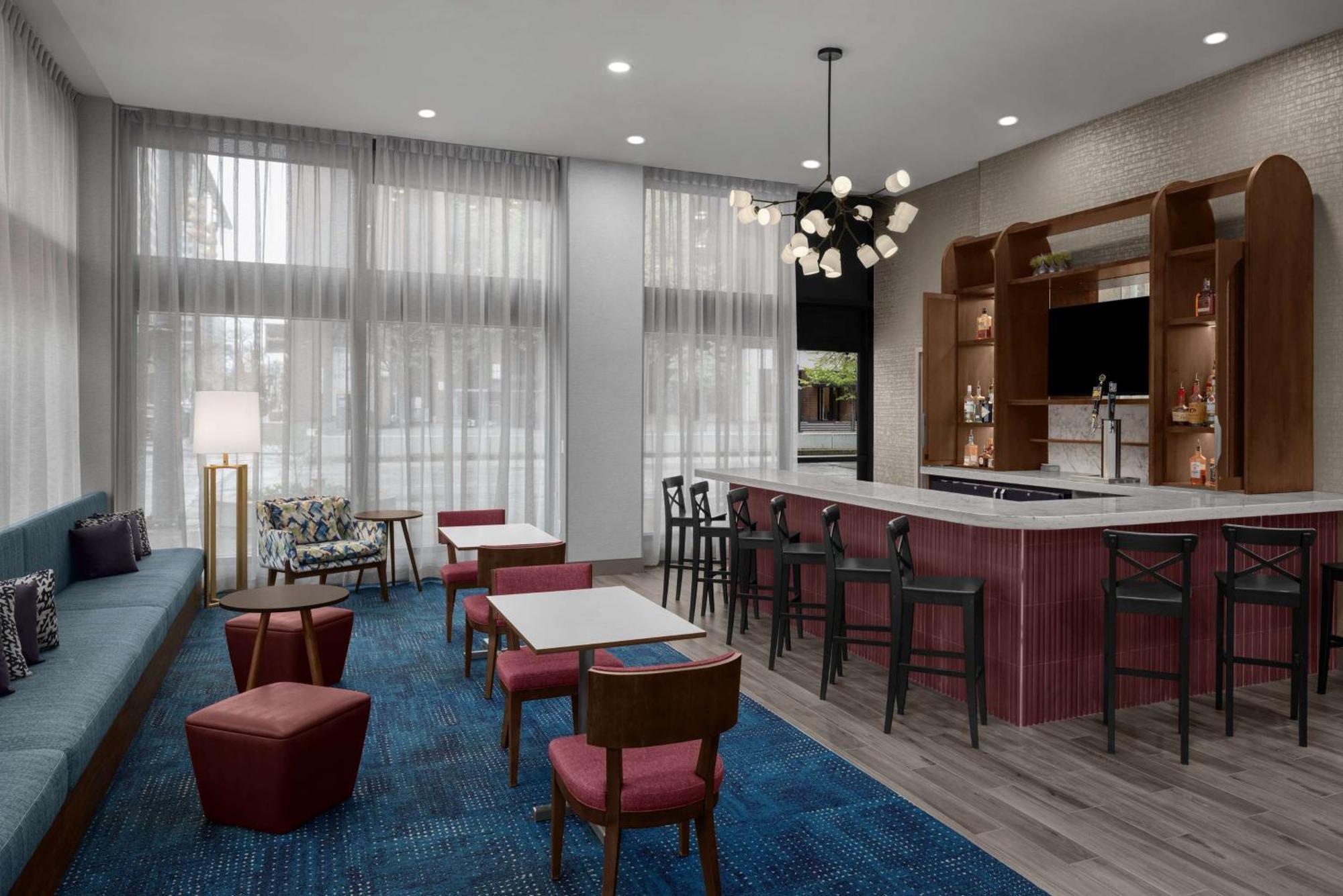 Hampton Inn Cleveland-Downtown Exterior foto